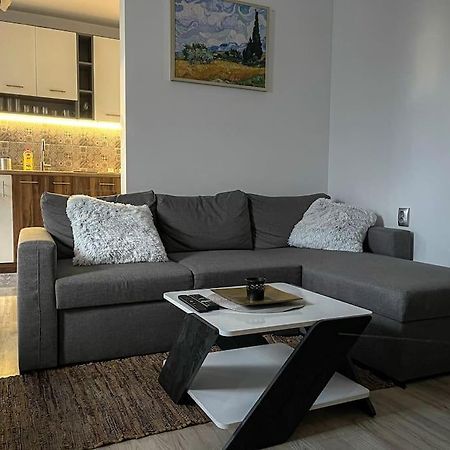 Апартаменти A Flat For A Great Start Софія Екстер'єр фото