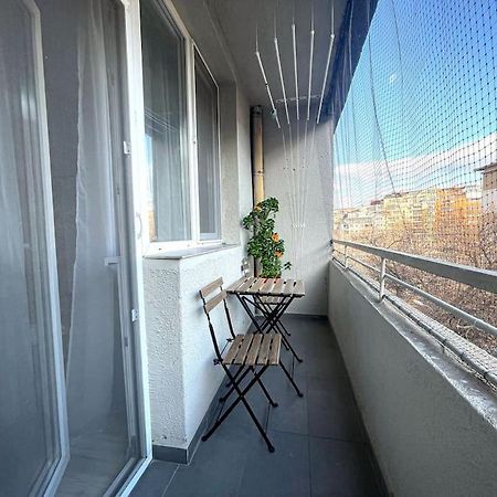Апартаменти A Flat For A Great Start Софія Екстер'єр фото