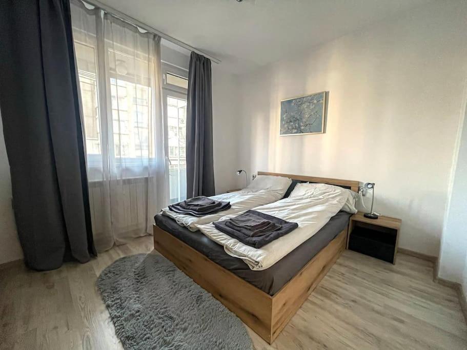 Апартаменти A Flat For A Great Start Софія Екстер'єр фото